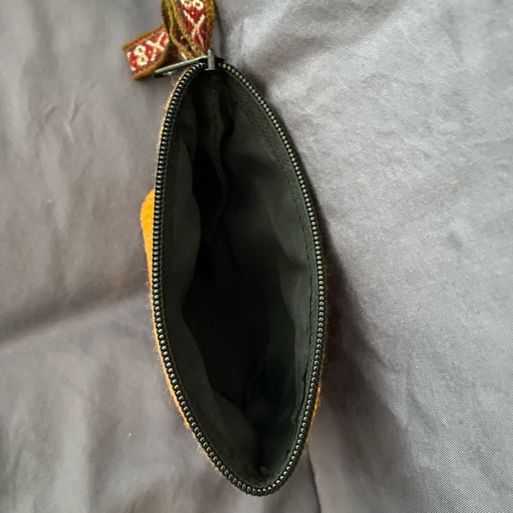 Handcrafted Multicolor Woven Pouch - Picture 2 of 4